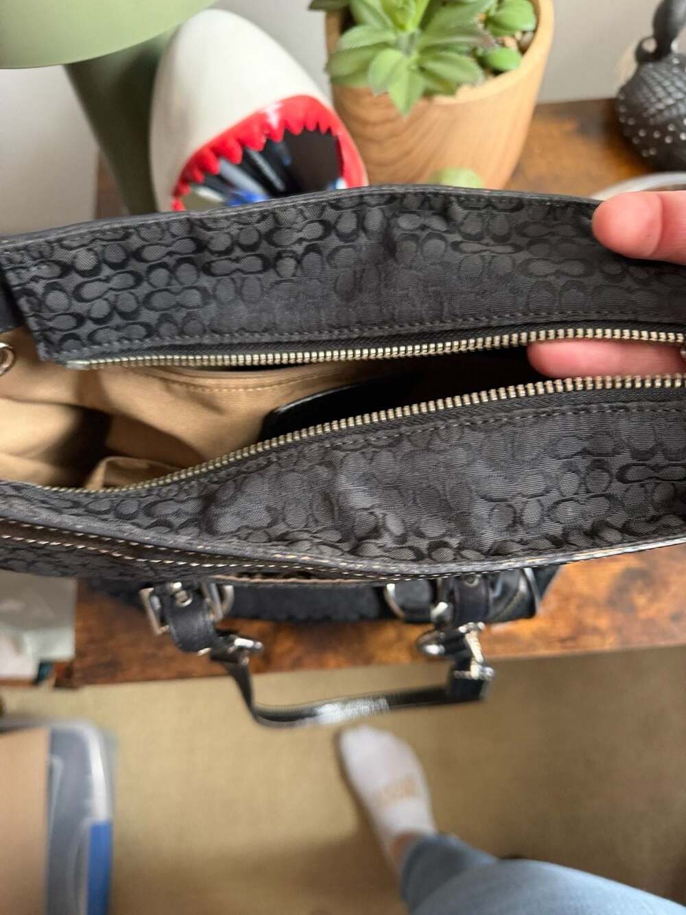 Y2K Vintage Coach Signature Jacquard Gallery Tote Bag — Black & Silver - Picture 8 of 15